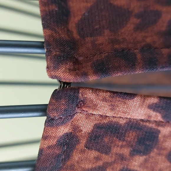 "Anne Klein" leopard dress, size L. Can fit size XL - Picture 7 of 11